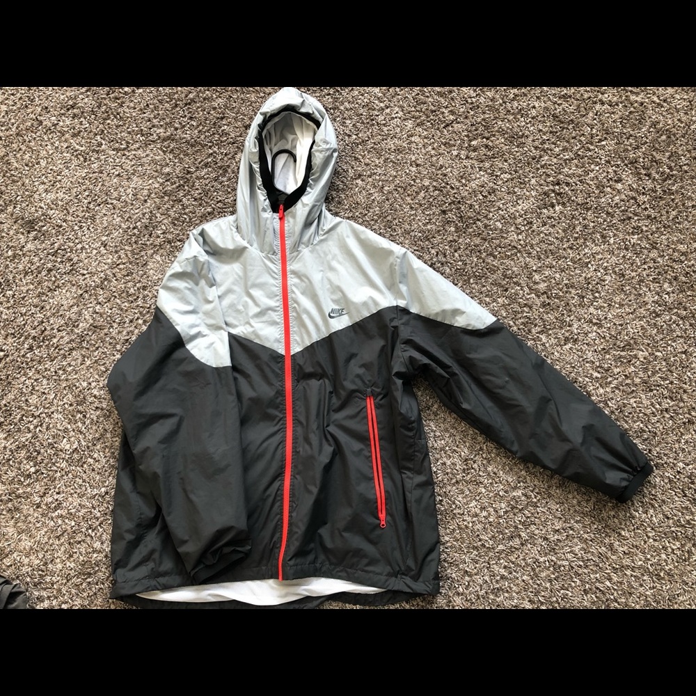 Nike windbreaker